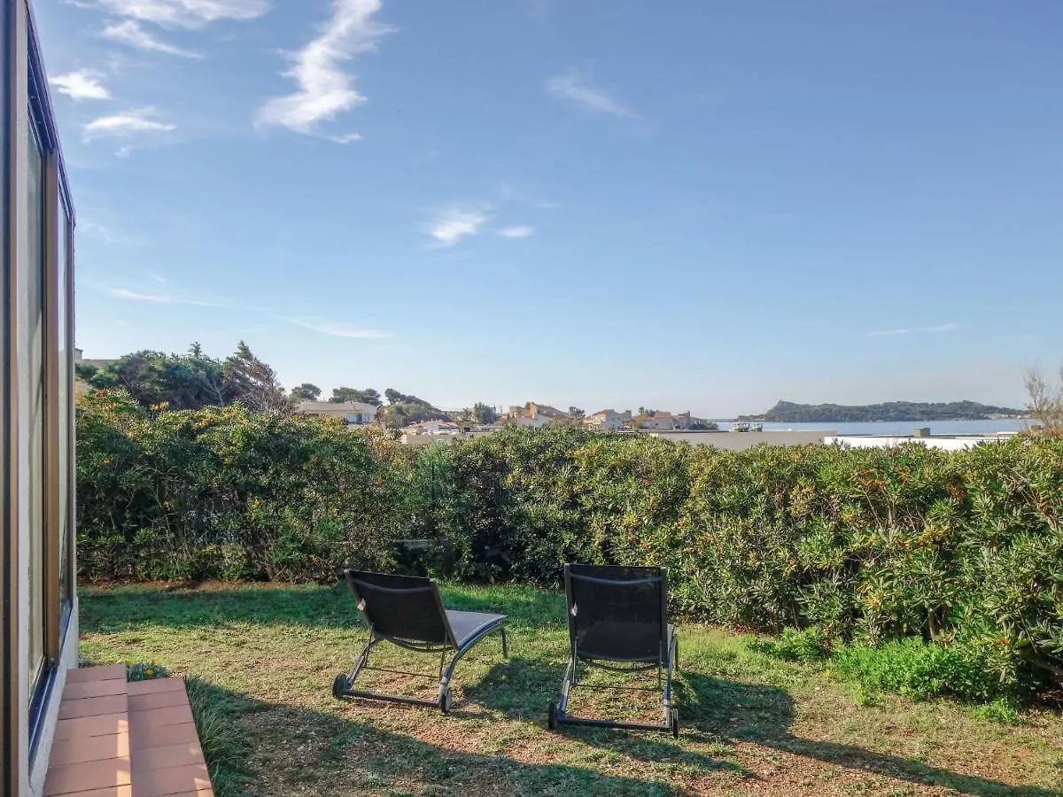 לה ברוסק Holiday Home Le Rayolet By Interhome צרפת